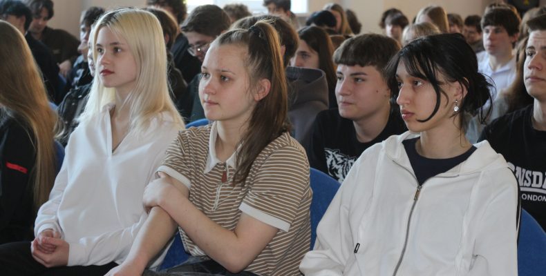 Вопрос директору