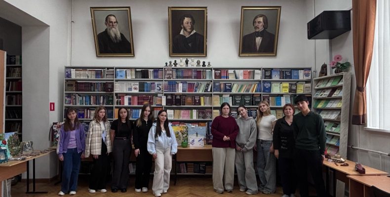 Выставка «Наше будущее — в единстве»