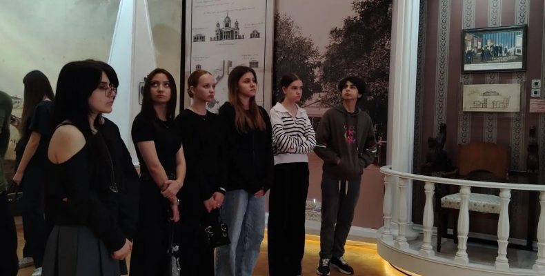Литература — это не только текст, но и атмосфера!
