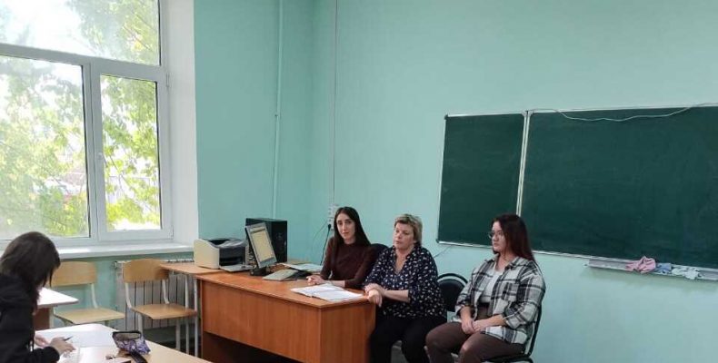 Открытый урок по теме «Проекции геометрических тел»