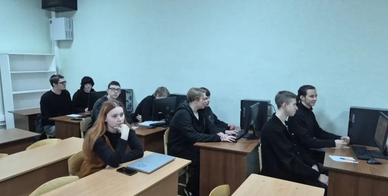 Проведение SWOT‑анализа организации с целью планирования и проектирования ИС